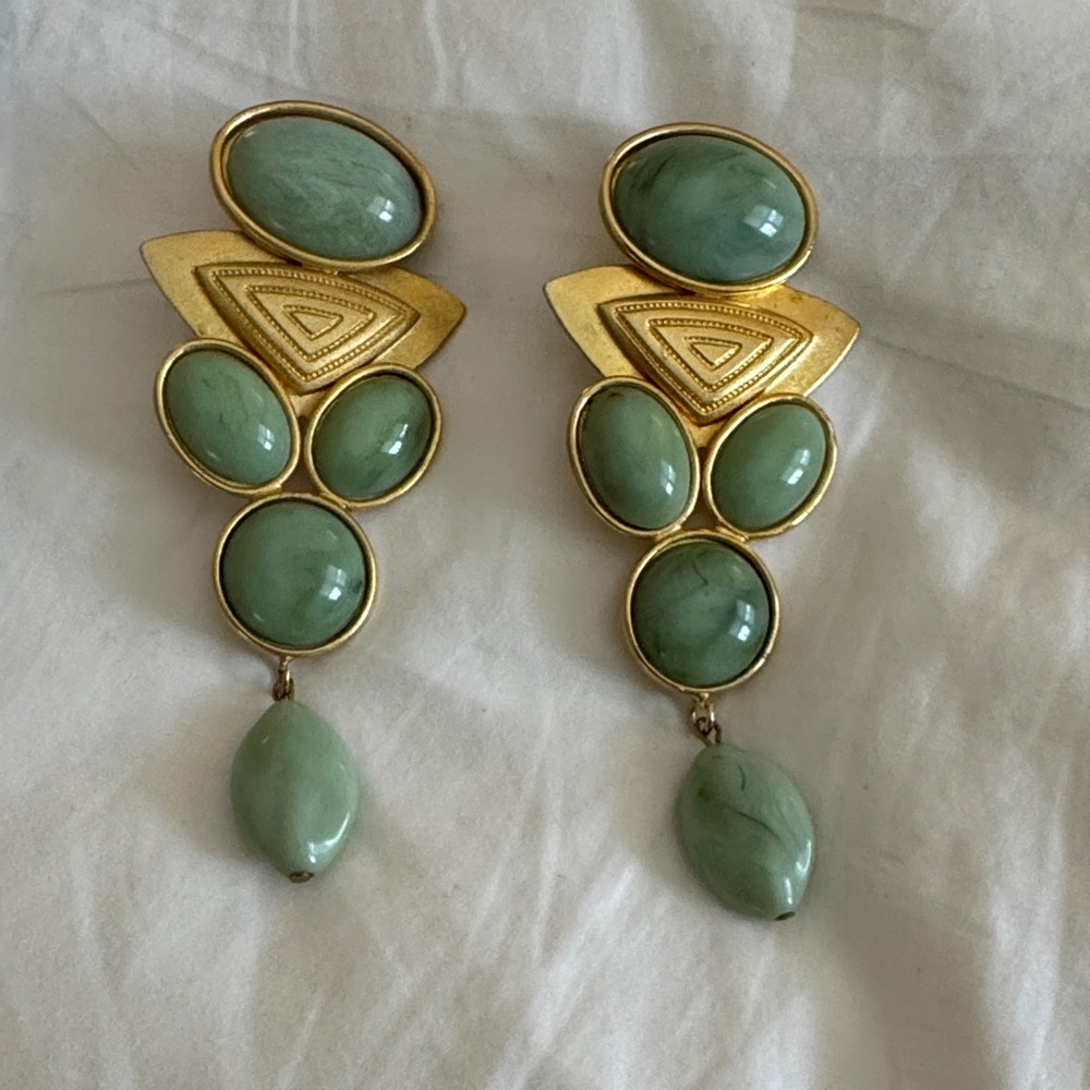 Elegant Gold and Green Earrings